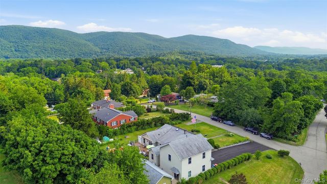 1 Hiko Place, Fishkill, NY 12524
