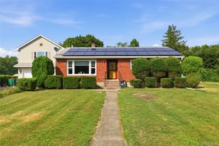 1 Hiko Place, Fishkill, NY 12524