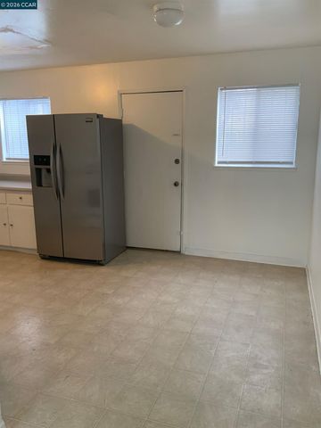 422 C Street, Richmond, CA 94801