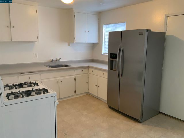 422 C Street, Richmond, CA 94801