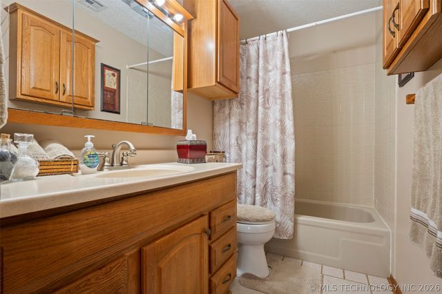 1546 E North Ridge, Vinita, OK 74301