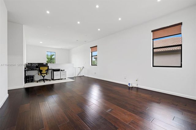 4806 Conifer Ct, Green Acres, FL 33463