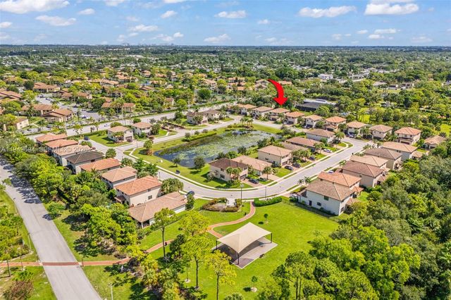 4806 Conifer Ct, Green Acres, FL 33463