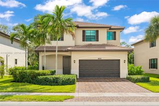 4806 Conifer Ct, Green Acres, FL 33463