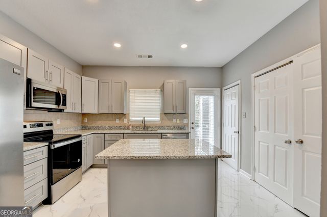 380 Pine Hill Place, Norcross, GA 30093