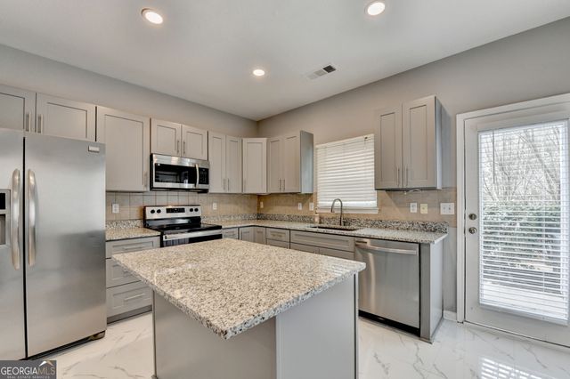 380 Pine Hill Place, Norcross, GA 30093