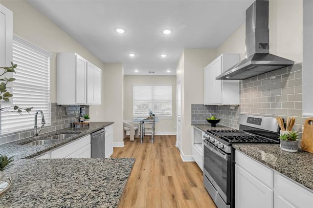 12341 N Chestnut Hills Drive, Conroe, TX 77303