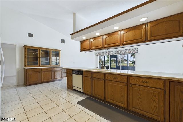 1255 N Brandywine CIR, Fort Myers, FL 33919
