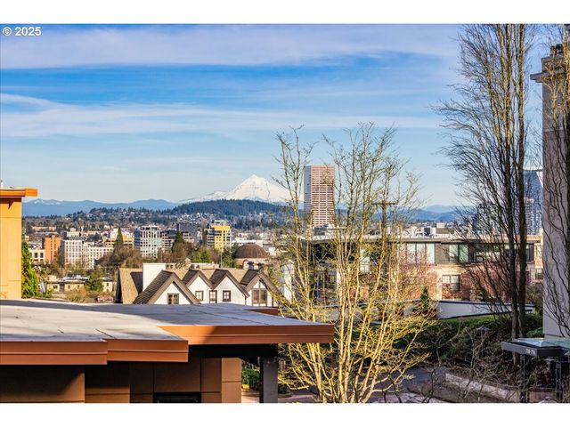 724 Nw WESTOVER Cir, Portland, OR 97210