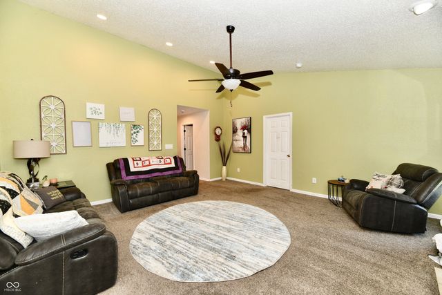 5644 Wood Hollow Drive, Indianapolis, IN 46239