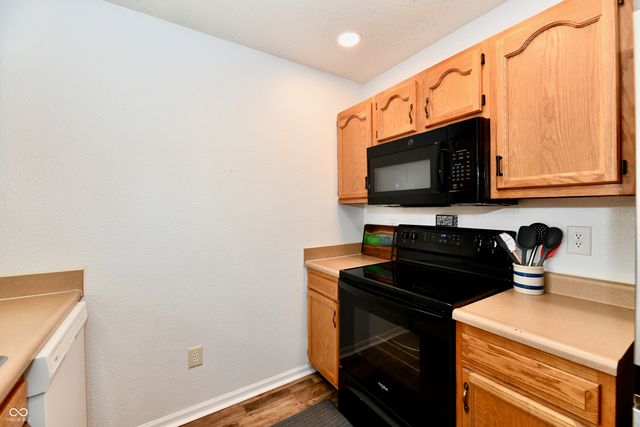 5644 Wood Hollow Drive, Indianapolis, IN 46239