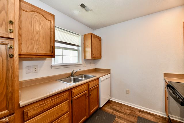 5644 Wood Hollow Drive, Indianapolis, IN 46239