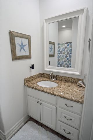 871 Townsend, Crystal Beach, TX 77650