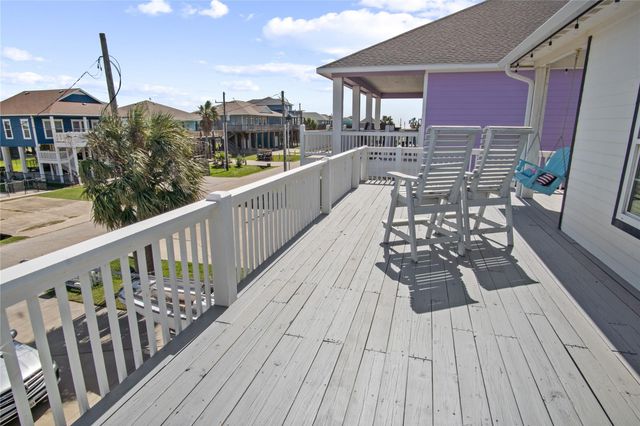 871 Townsend, Crystal Beach, TX 77650