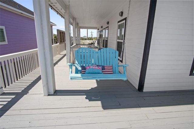 871 Townsend, Crystal Beach, TX 77650