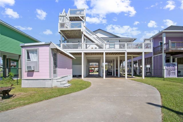 871 Townsend, Crystal Beach, TX 77650