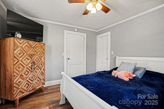 409 S Maple Street, Dallas, NC 28034