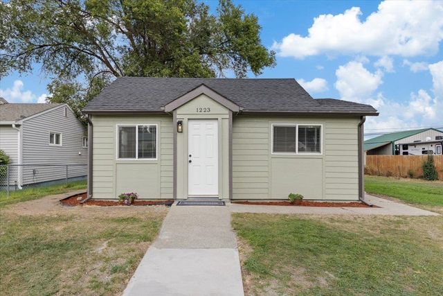 1223 E Decatur Ave, Spokane, WA 99208