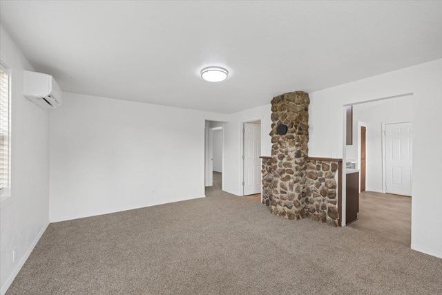 1223 E Decatur Ave, Spokane, WA 99208