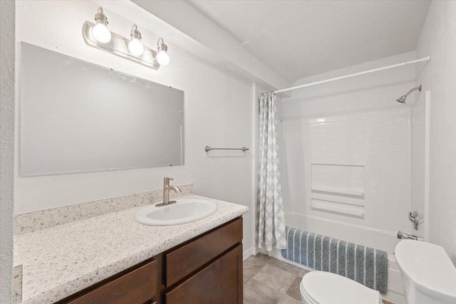 1223 E Decatur Ave, Spokane, WA 99208
