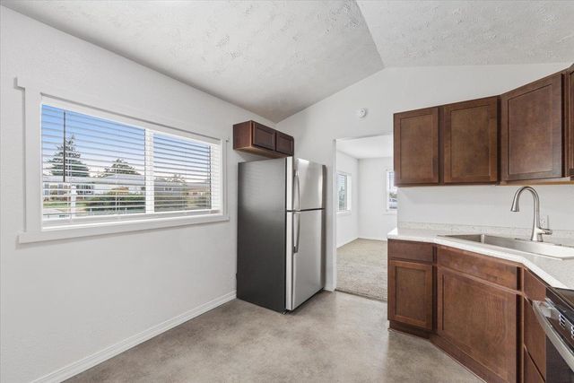 1223 E Decatur Ave, Spokane, WA 99208