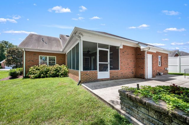 123 MAGNOLIA GLEN CIRCLE, Manchester, TN 37355