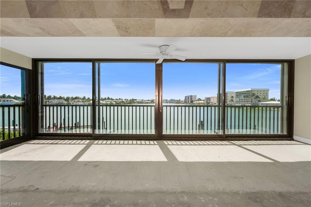 222 Harbour DR 301, NAPLES, FL 34103 — photo 2