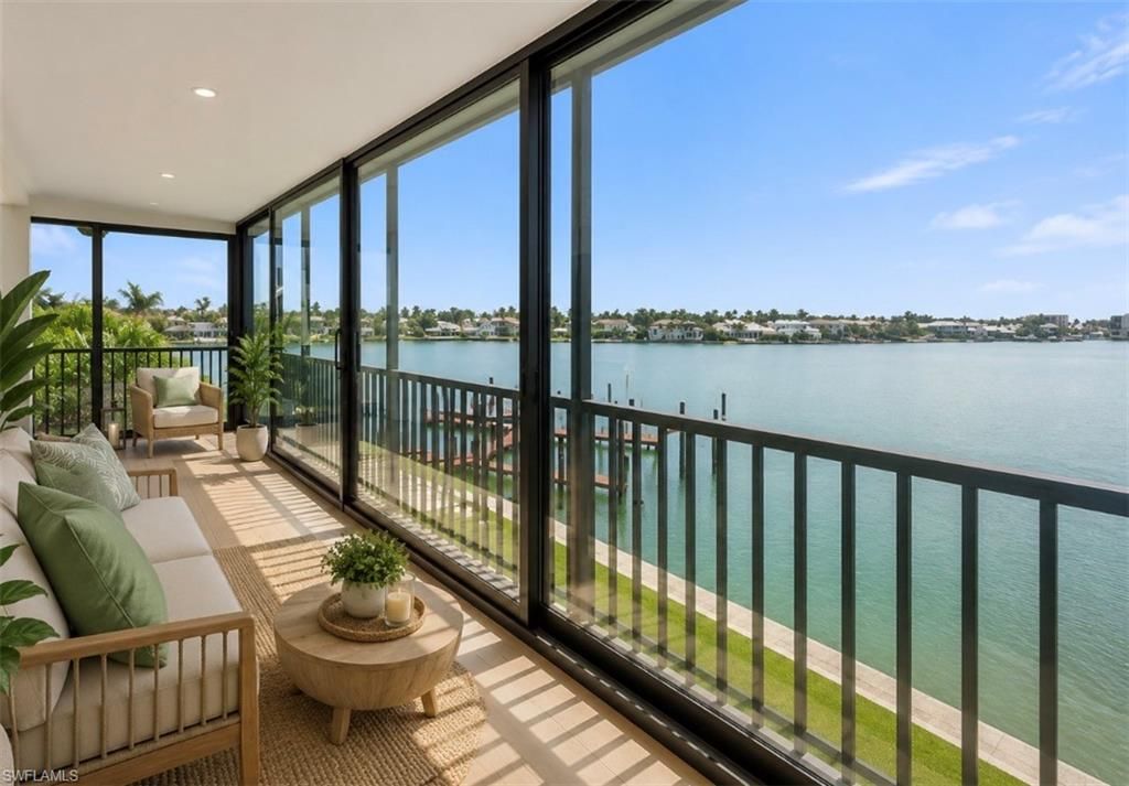 222 Harbour DR 301, NAPLES, FL 34103 — photo 3