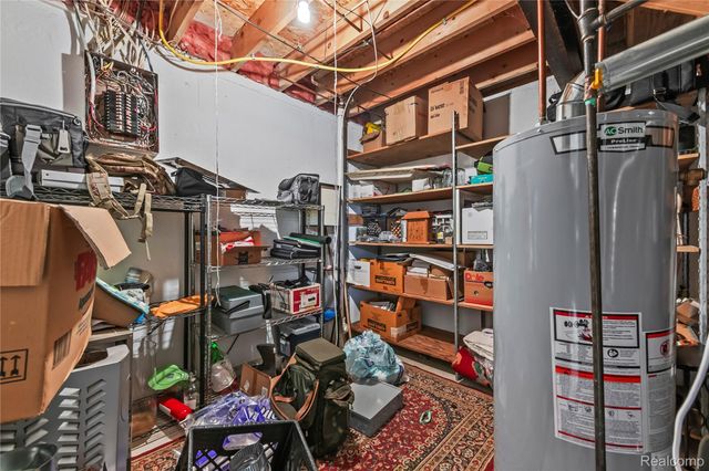 2162 London Bridge Drive, Rochester Hills, MI 48307