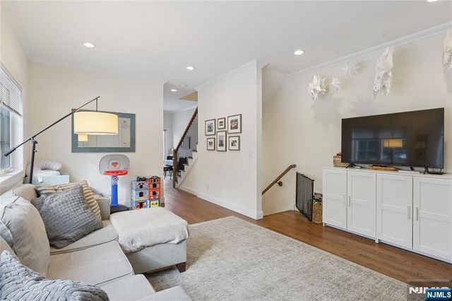 45-47 Franklin Street, Tenafly, NJ 07670