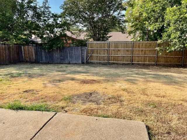 4020 Blue Flag Lane, Fort Worth, TX 76137