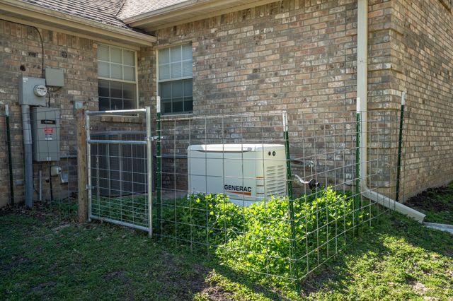 10610 County Road 3605, Quinlan, TX 75474