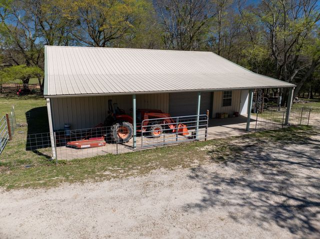 10610 County Road 3605, Quinlan, TX 75474