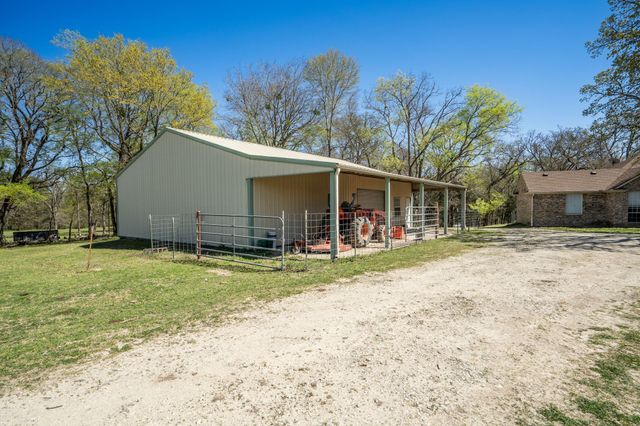 10610 County Road 3605, Quinlan, TX 75474