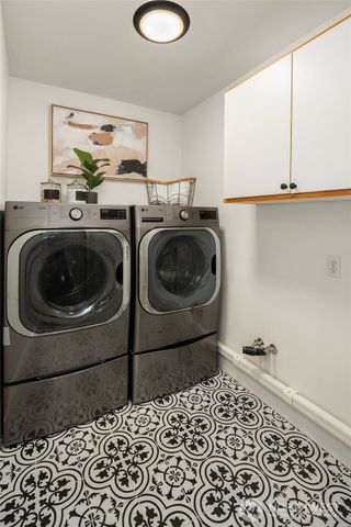2322 NE 92nd Street, Seattle, WA 98115
