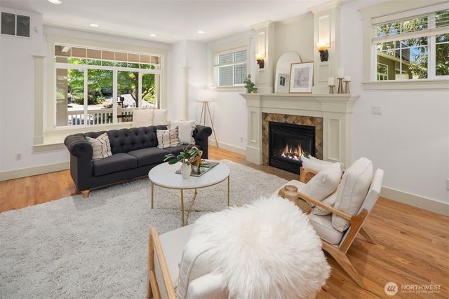 2322 NE 92nd Street, Seattle, WA 98115