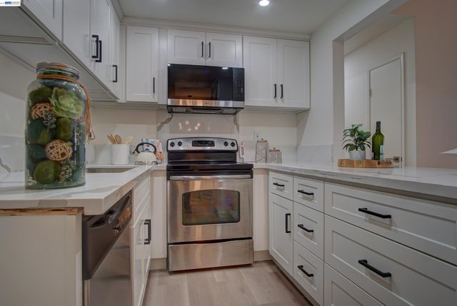 38698 Country Ter, Fremont, CA 94536
