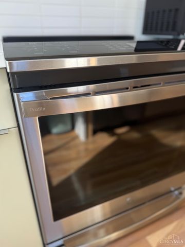 915 Vine Street, Cincinnati, OH 45202