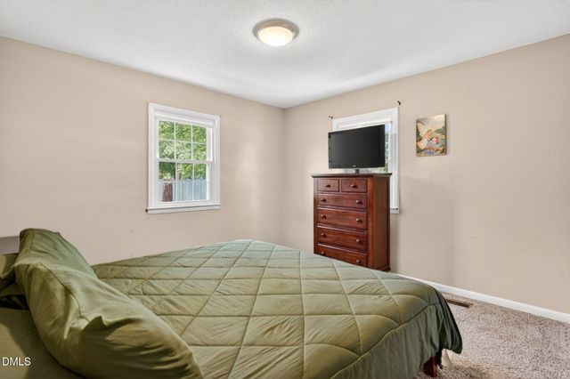 407 E Pearsall Street, Dunn, NC 28334