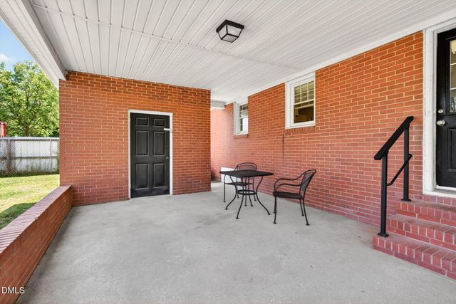 407 E Pearsall Street, Dunn, NC 28334