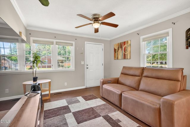 407 E Pearsall Street, Dunn, NC 28334