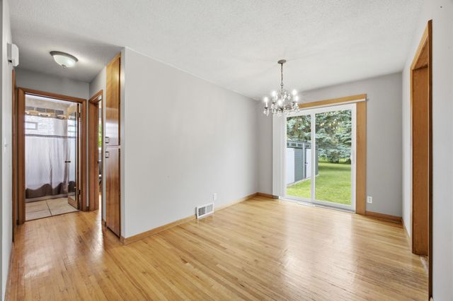 809 19TH Street N, Moorhead, MN 56560