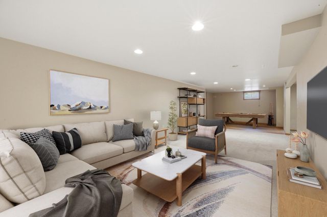 809 19TH Street N, Moorhead, MN 56560