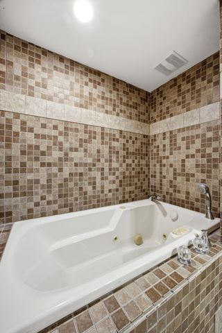 809 19TH Street N, Moorhead, MN 56560