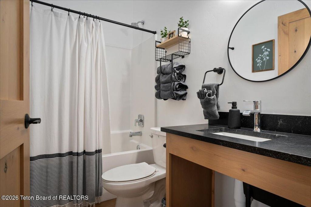 9033 OLD JACKSON HIGHWAY, Victor, ID 83455 photo 19