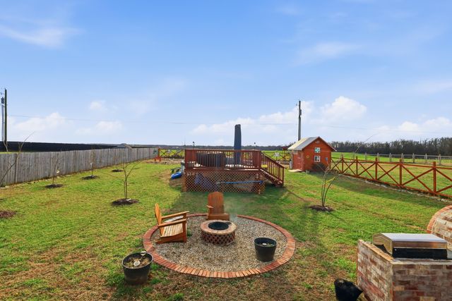 109 Dean Drive, Harrodsburg, KY 40330