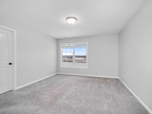 9704 Chadwick Lane, Fort Wayne, IN 46808