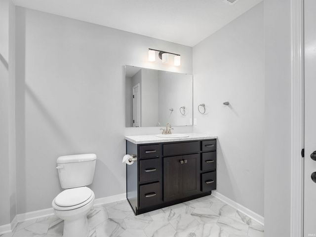 9704 Chadwick Lane, Fort Wayne, IN 46808