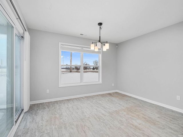 9704 Chadwick Lane, Fort Wayne, IN 46808