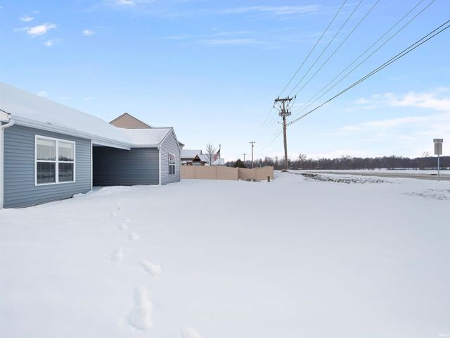 9704 Chadwick Lane, Fort Wayne, IN 46808